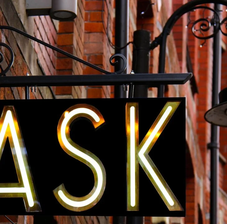 2 Questions to Ask Yourself Daily to Become Even More Fulfilled - Fhemistry article featured image