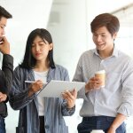 7 Practical Tips to Make the Most Out of Your Workplace - Femme Coach article featured image