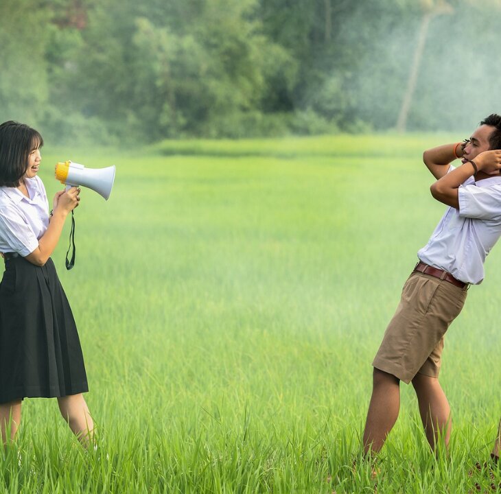 Improve Your Tone of Voice to Communicate More Effectively - Femme Coach article featured image