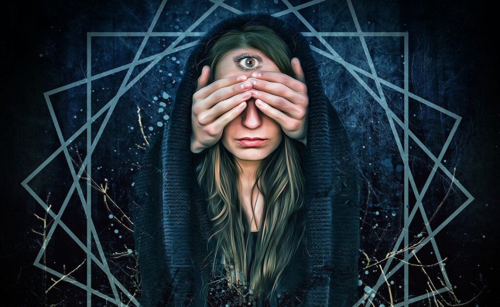 Let Your Intuition Guide You: A Simple Practice to Explore Your Intuitive Nature - Femme Coach article featured image