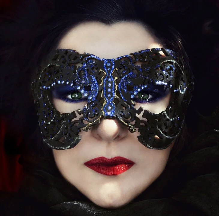 Get Your Invitation to the Secret Society of the Divine Feminine - Fhemistry article featured image