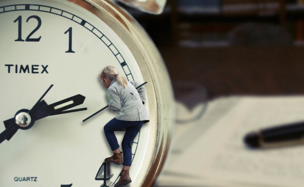 Revamp Your Schedule to Get More of What Matters Done - Femme Coach article featured image