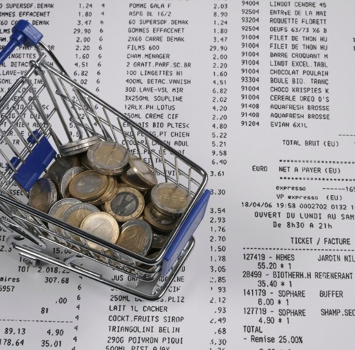 10 Things You Can Do NOW to Pay Off Your Debt - Femme Coach article featured image