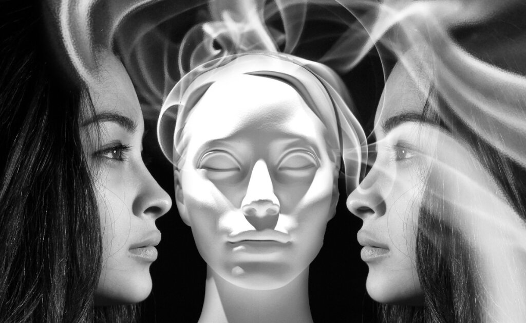 5 Reasons Why Every Woman Needs Soul Sisters - Femme Coach article featured image