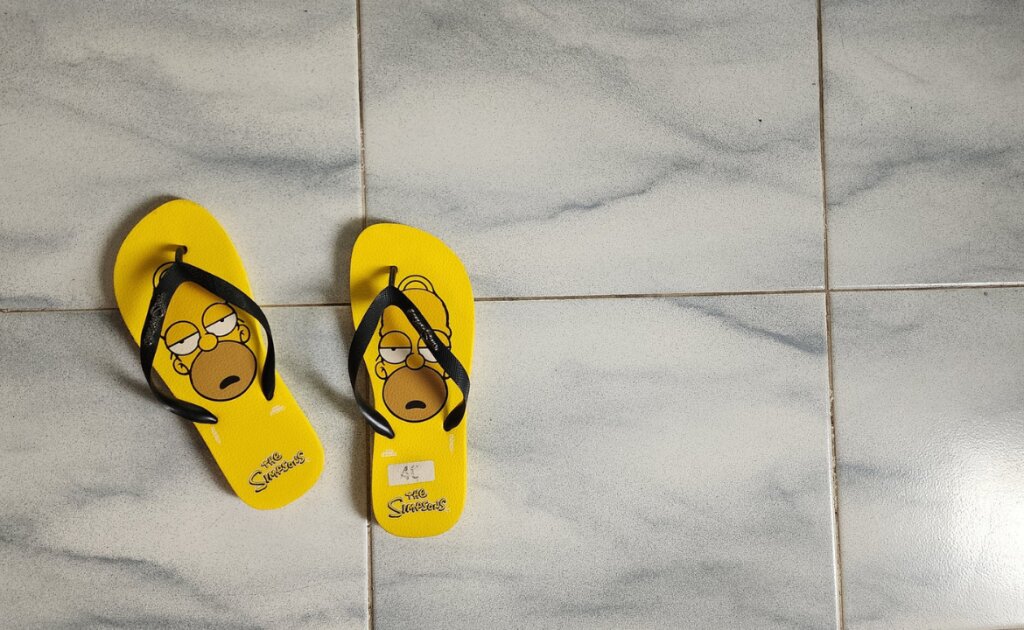 Are You a Procrastinator? How to STOP Procrastinating So You Can Get Sh*t Done - Femme Coach article featured image