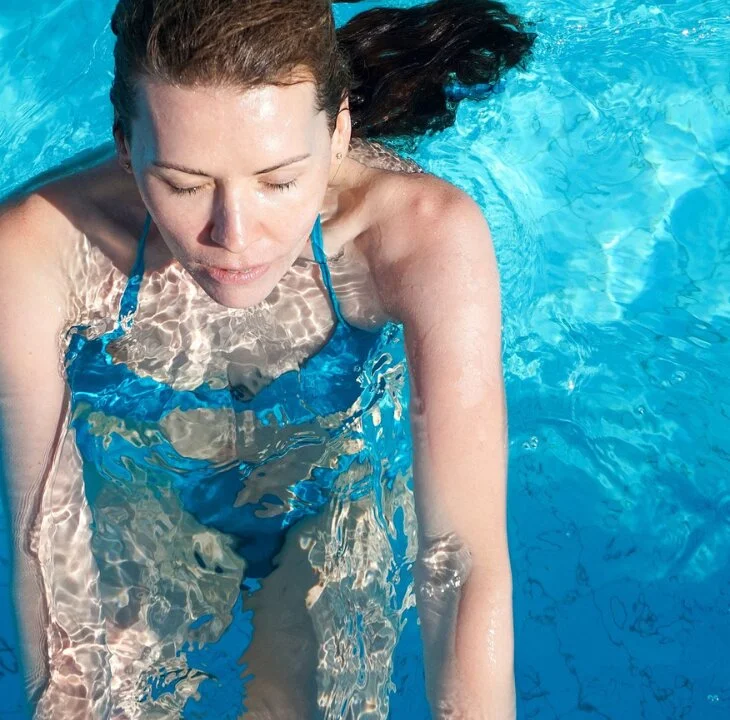 5 Non-Restrictive Ways to Enjoy Yourself and Stay Healthy While on Vacation - Fhemistry article featured image