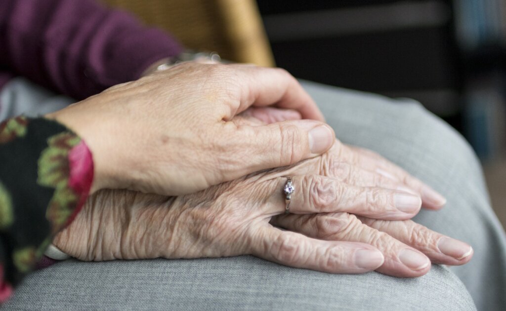 Healing the Mother Wound - Femme Coach article featured image