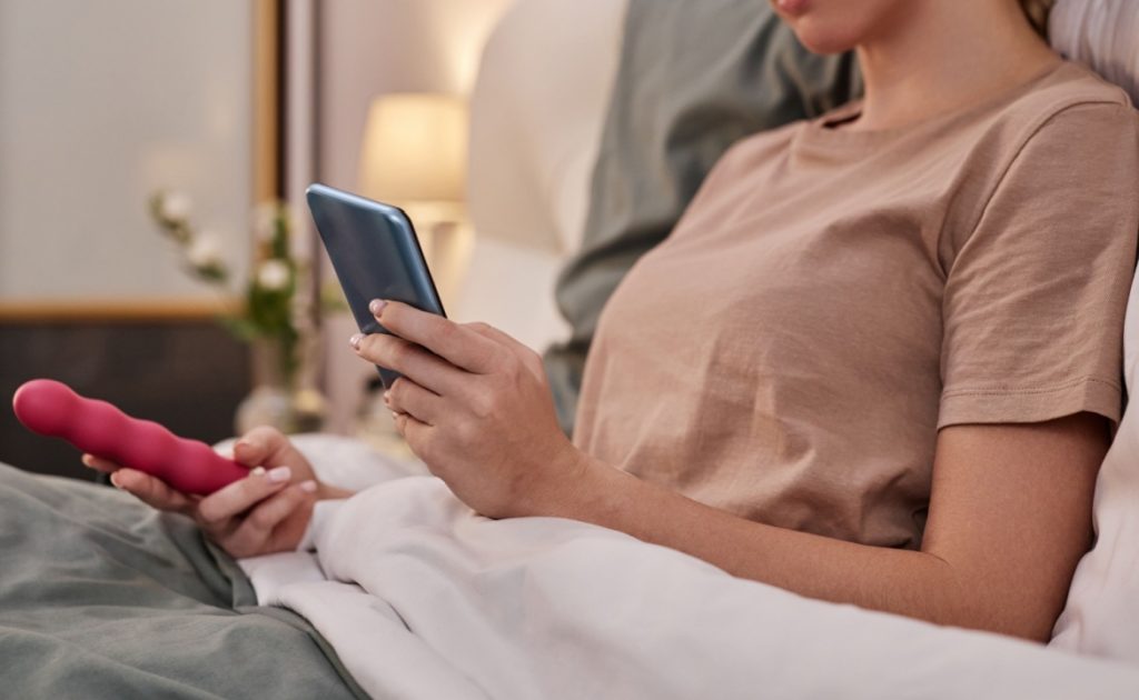 Communicate or Masturbate - Femme Coach article featured image