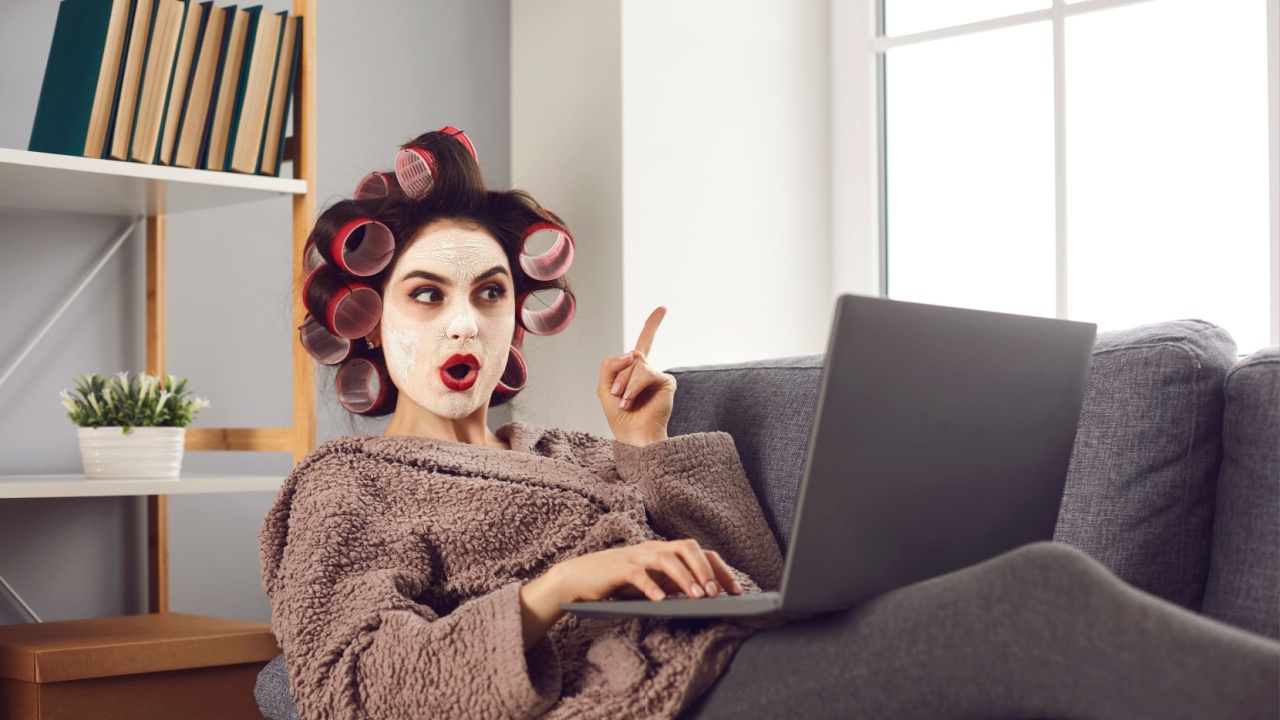 5 Self-Care Tips for Women Who Feel Stuck - Femme Coach article featured image