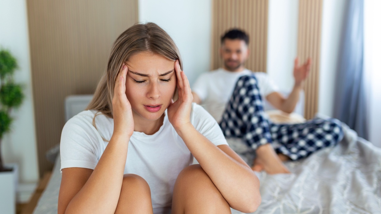 10 Signs You’re in An Unhealthy Relationship - Femme Coach article featured image