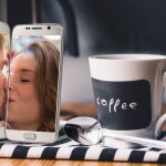 7 Ways Social Media is Ruining Relationships - Femme Coach article featured image