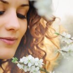 How Do I Know If He’s the Right Guy for Me? - Femme Coach article featured image