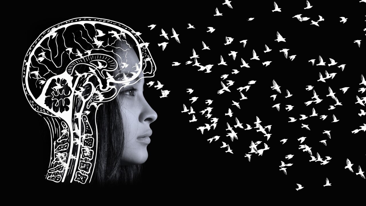 Let Go of Self-Sabotaging Patterns That Keep You Emotionally Eating - Femme Coach article featured image